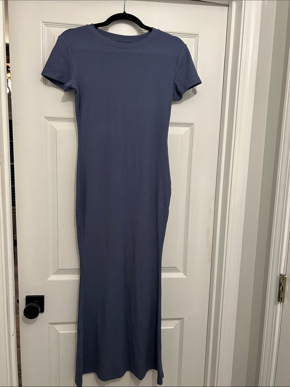 Slate Blue Short-Sleeve Crewneck Maxi Dress 🤍